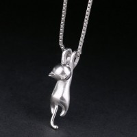 Characteristic Pure Color Mill Finish Kitten Shape Necklace For Women